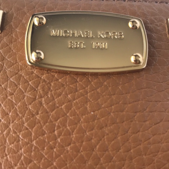 NWT Micheal Kors Studded Continental Leather Wallet - Picture 10 of 10